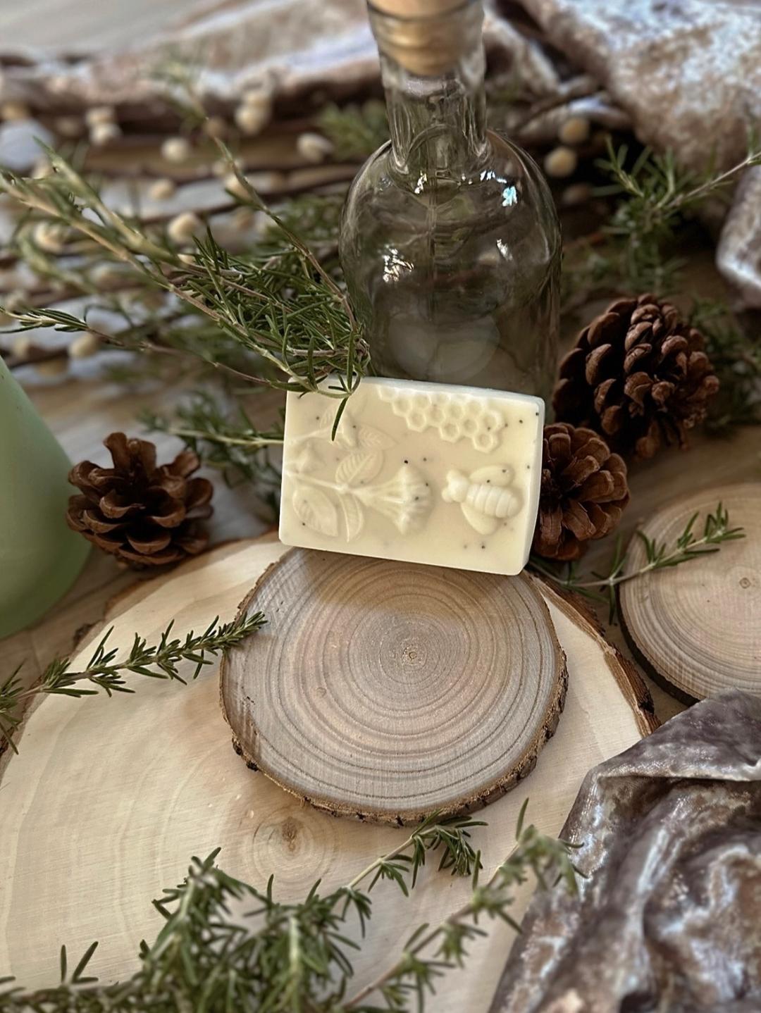 Goat's Milk Soap with Elderberry & Poppy Seed